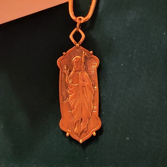 The Vatican Library Collection GoldPlate Resurrection of Christ Keychain NIB - Picture 2 of 6